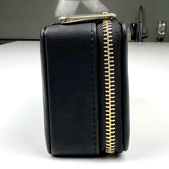 Dior Black and Gold Cosmetic Bag - Picture 2 of 7